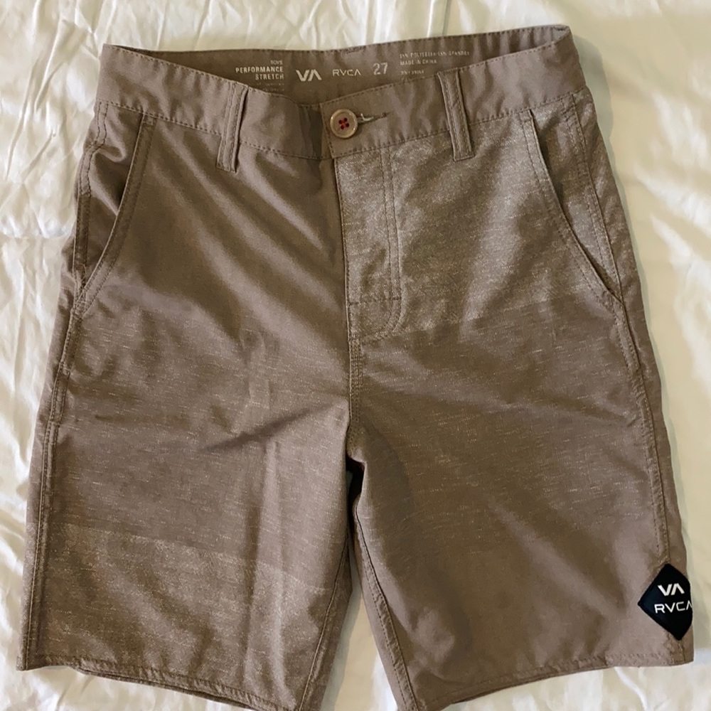 Boy’s RVCA performance stretch shorts